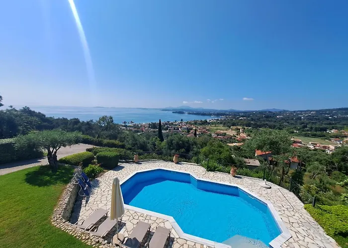 Villa Galini With Private Pool & Incredible Views, Ipsos