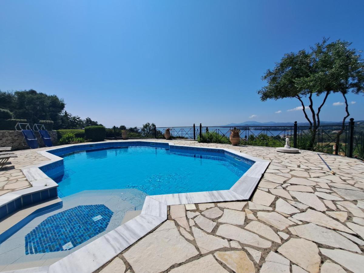 Galini With Private Pool & Incredible Views, Ipsos *