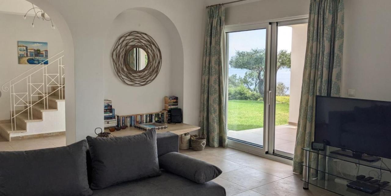 Galini With Private Pool & Incredible Views, Ipsos